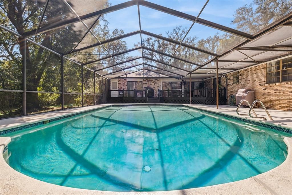 En Venta: $825,000 (5 camas, 4 baños, 4618 Pies cuadrados)