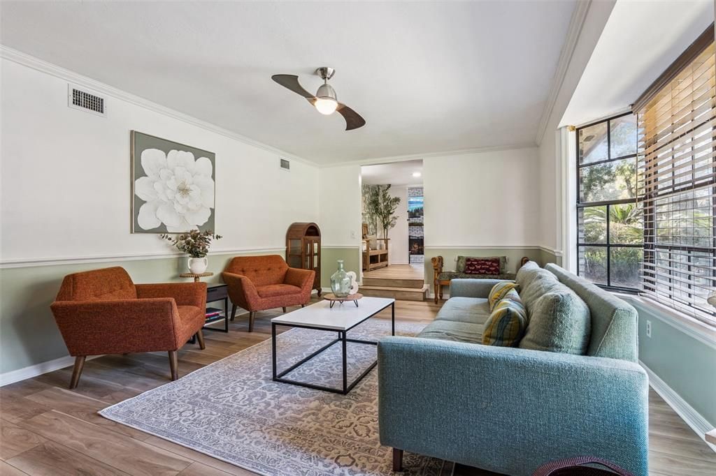 En Venta: $825,000 (5 camas, 4 baños, 4618 Pies cuadrados)