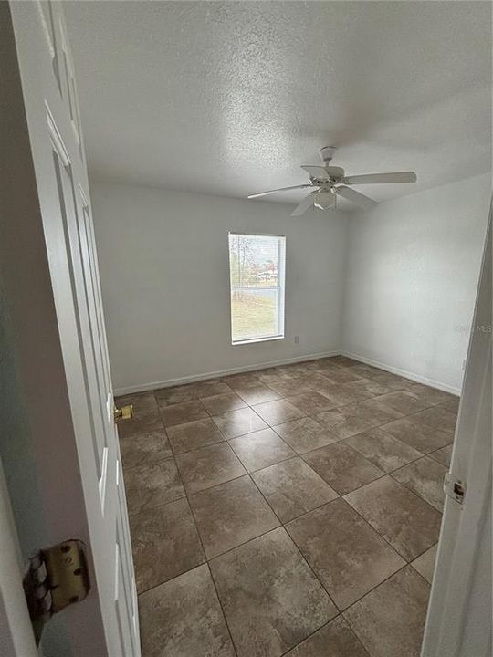 出租: $1,600 (3 贝兹, 2 浴室, 1317 平方英尺)