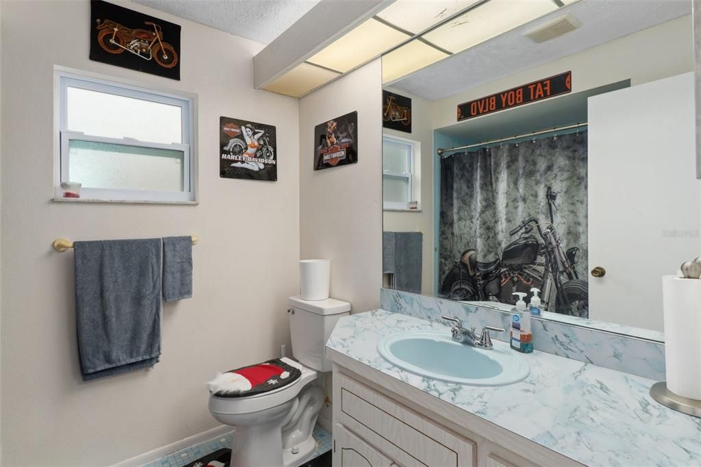 En Venta: $345,000 (3 camas, 2 baños, 1632 Pies cuadrados)