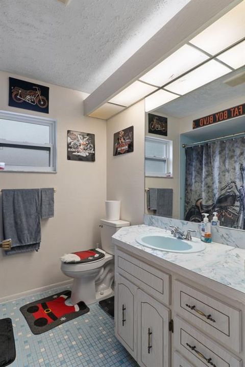 En Venta: $345,000 (3 camas, 2 baños, 1632 Pies cuadrados)