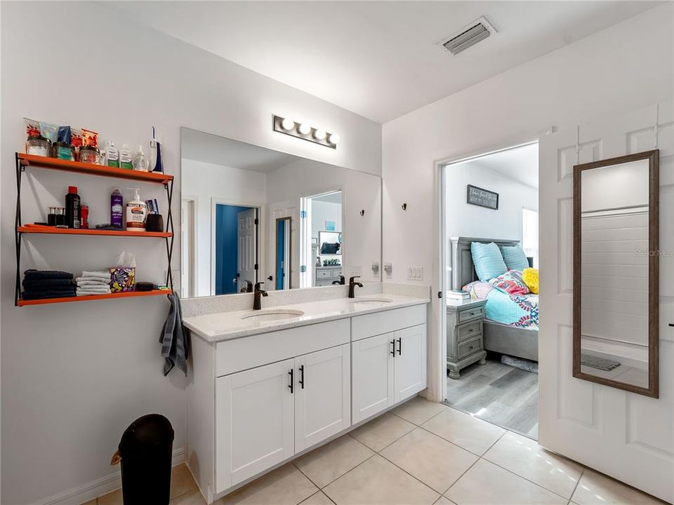 待售: $329,900 (3 贝兹, 2 浴室, 1744 平方英尺)