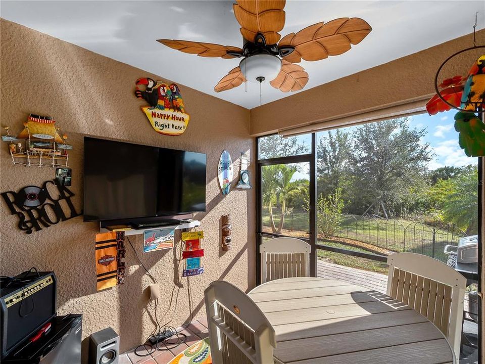 待售: $329,900 (3 贝兹, 2 浴室, 1744 平方英尺)