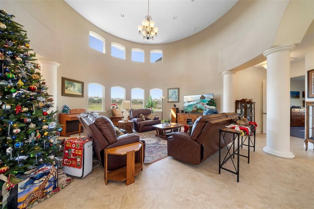 For Sale: $839,999 (4 beds, 4 baths, 3489 Square Feet)