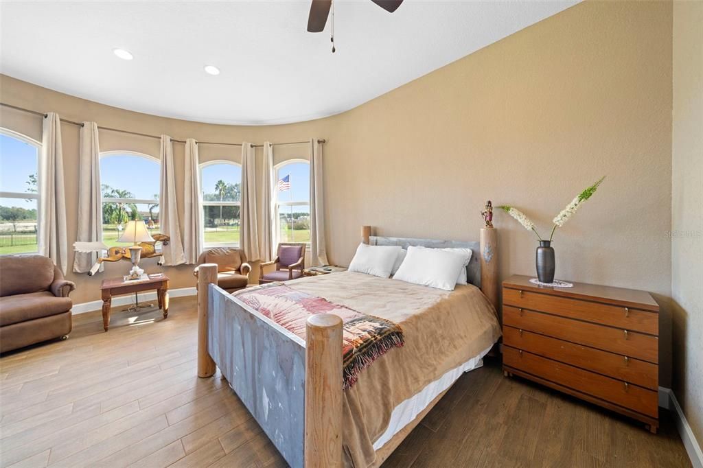 For Sale: $839,999 (4 beds, 4 baths, 3489 Square Feet)