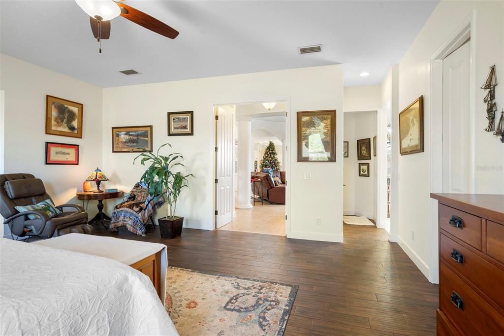 For Sale: $839,999 (4 beds, 4 baths, 3489 Square Feet)