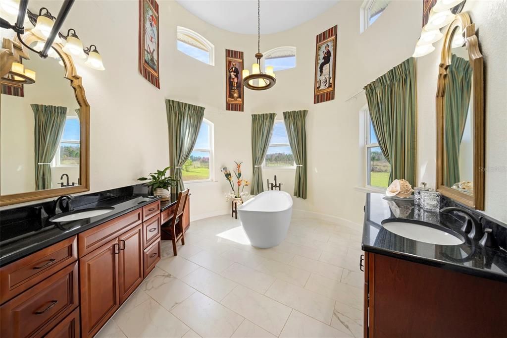 For Sale: $839,999 (4 beds, 4 baths, 3489 Square Feet)