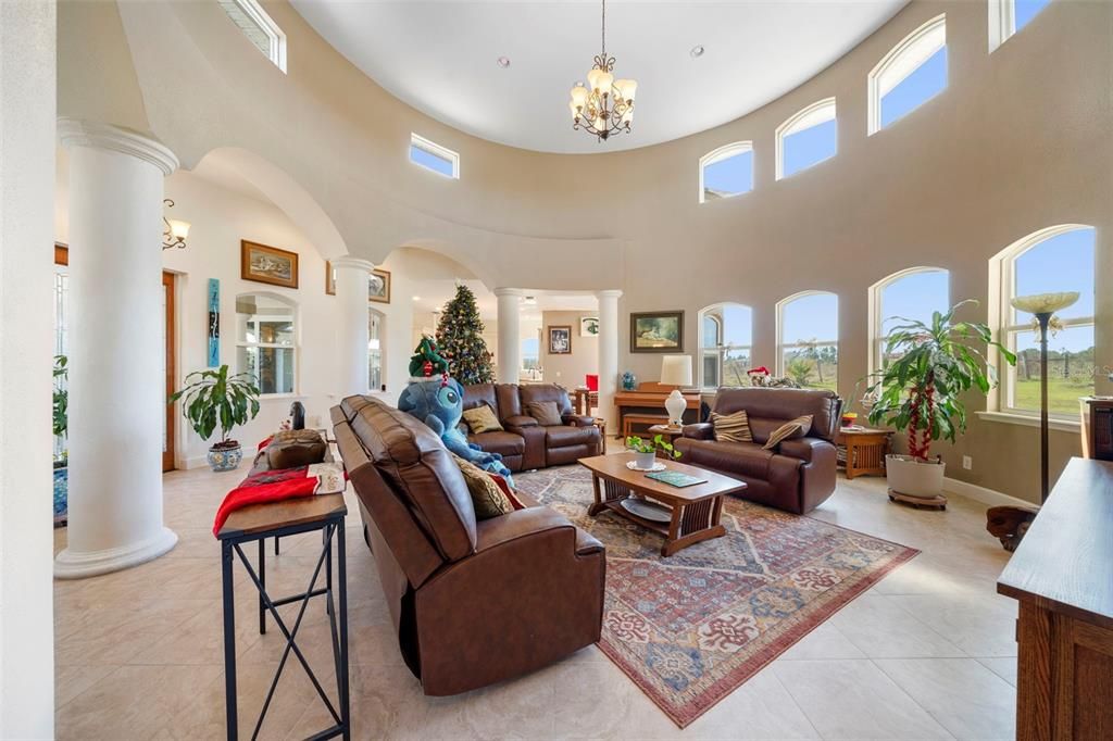 For Sale: $839,999 (4 beds, 4 baths, 3489 Square Feet)