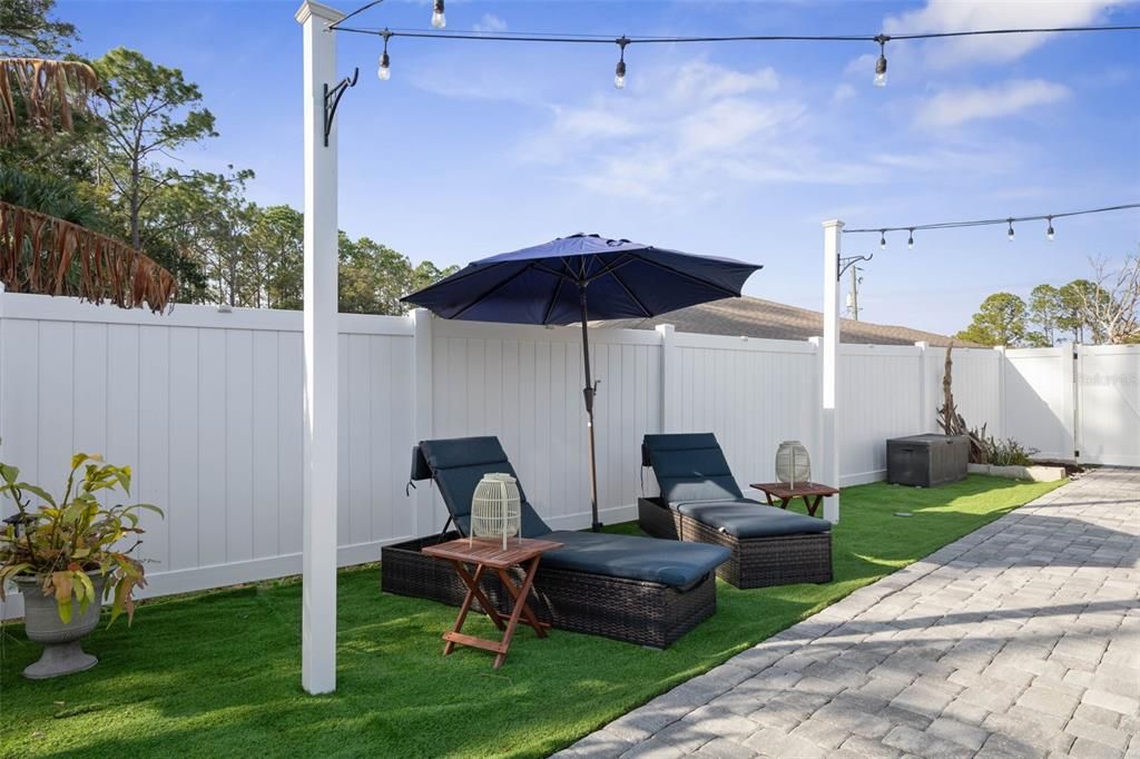 На продажу: $389,900 (3 спален, 2 ванн, 1704 Квадратных фут)