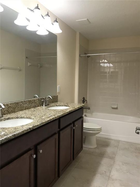 For Rent: $3,700 (7 beds, 4 baths, 4081 Square Feet)