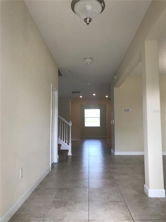 For Rent: $3,700 (7 beds, 4 baths, 4081 Square Feet)