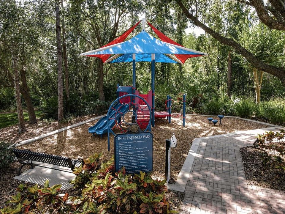 For Rent: $3,700 (7 beds, 4 baths, 4081 Square Feet)