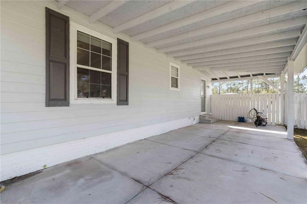 待售: $340,000 (2 贝兹, 2 浴室, 1272 平方英尺)