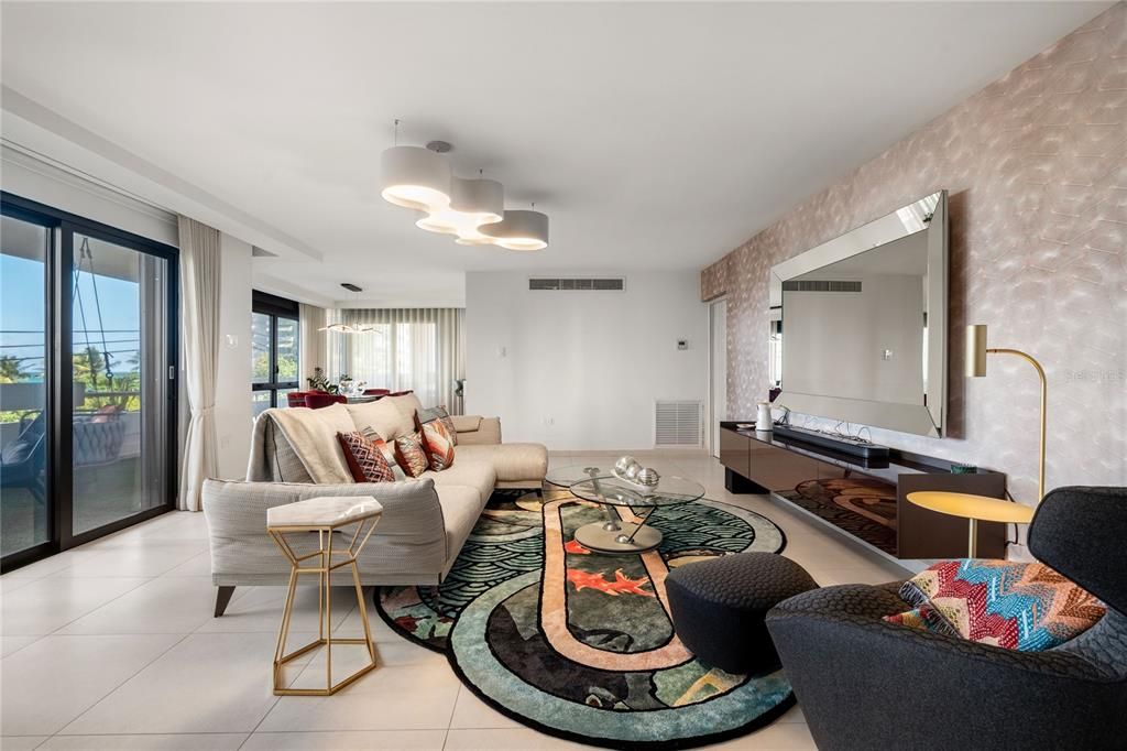 For Rent: $9,000 (3 beds, 2 baths, 1913 Square Feet)