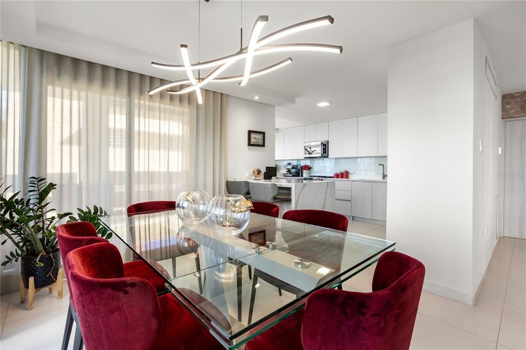 For Rent: $9,000 (3 beds, 2 baths, 1913 Square Feet)