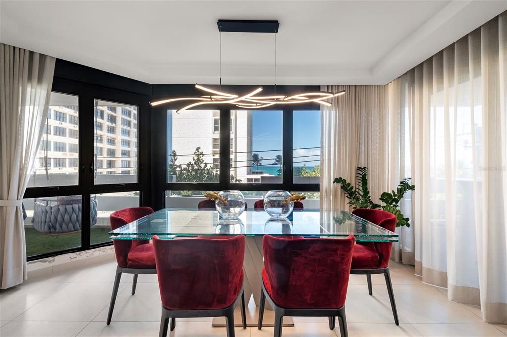 For Rent: $9,000 (3 beds, 2 baths, 1913 Square Feet)