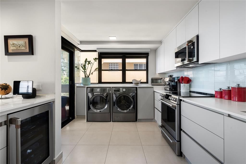 For Rent: $9,000 (3 beds, 2 baths, 1913 Square Feet)