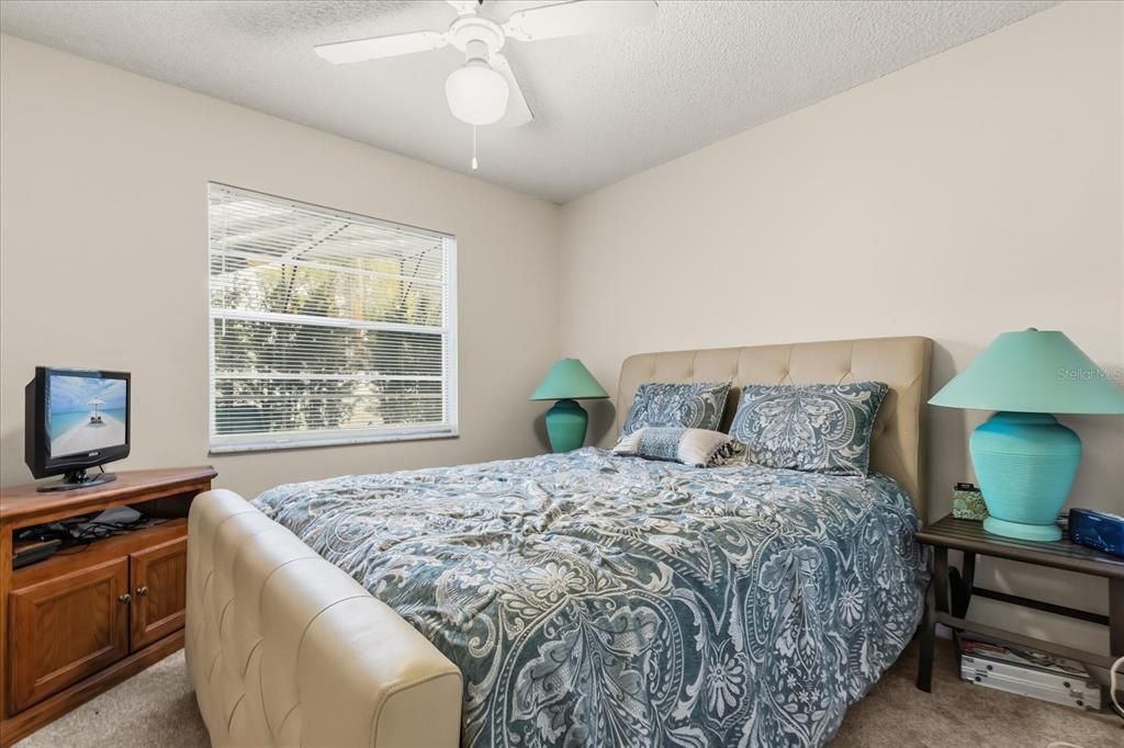 На продажу: $415,000 (4 спален, 2 ванн, 1683 Квадратных фут)