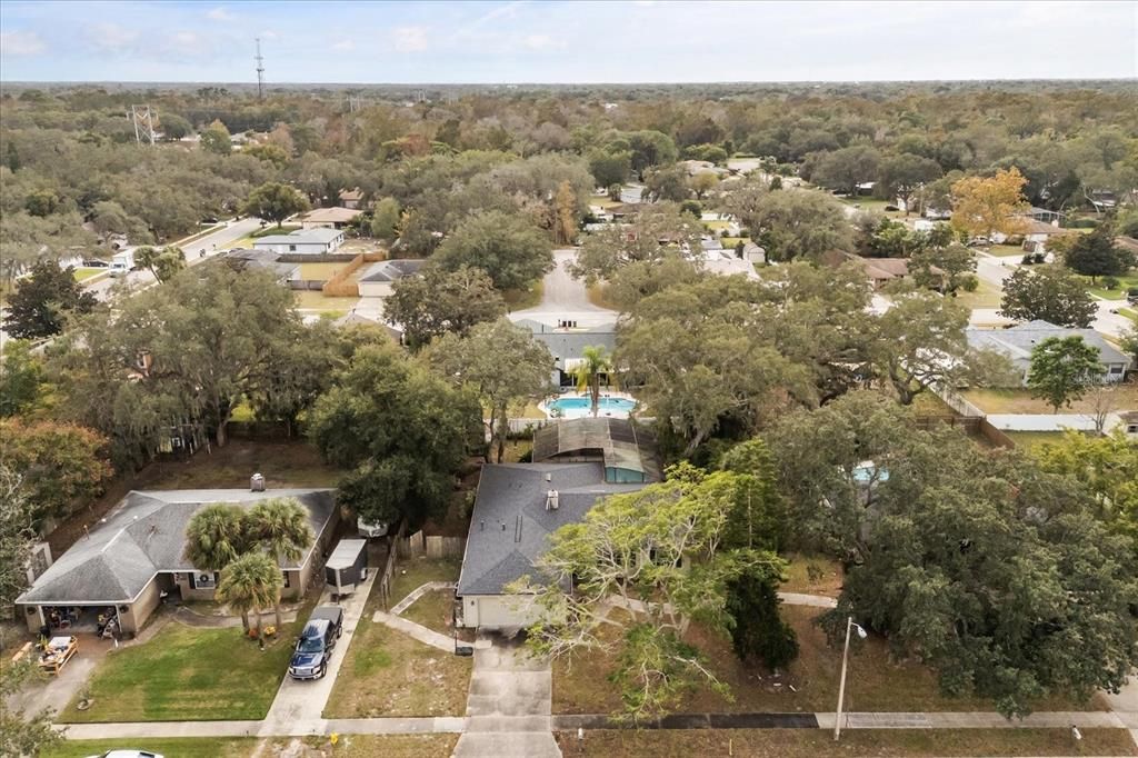 На продажу: $415,000 (4 спален, 2 ванн, 1683 Квадратных фут)