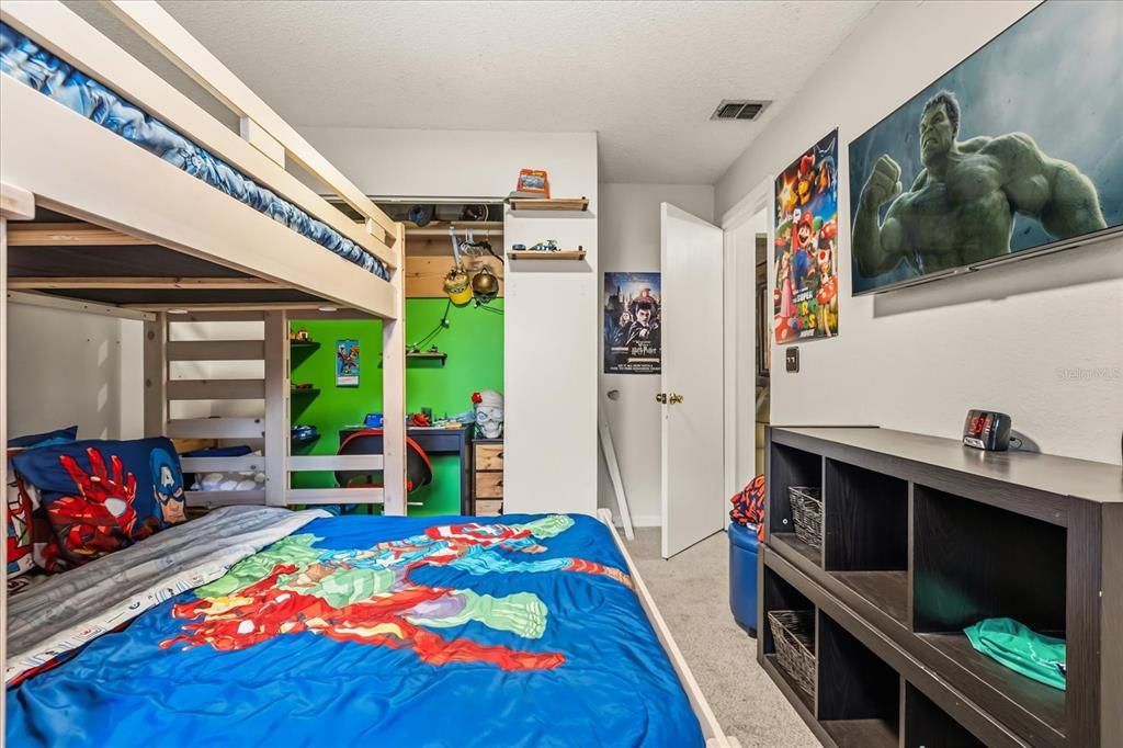 На продажу: $415,000 (4 спален, 2 ванн, 1683 Квадратных фут)