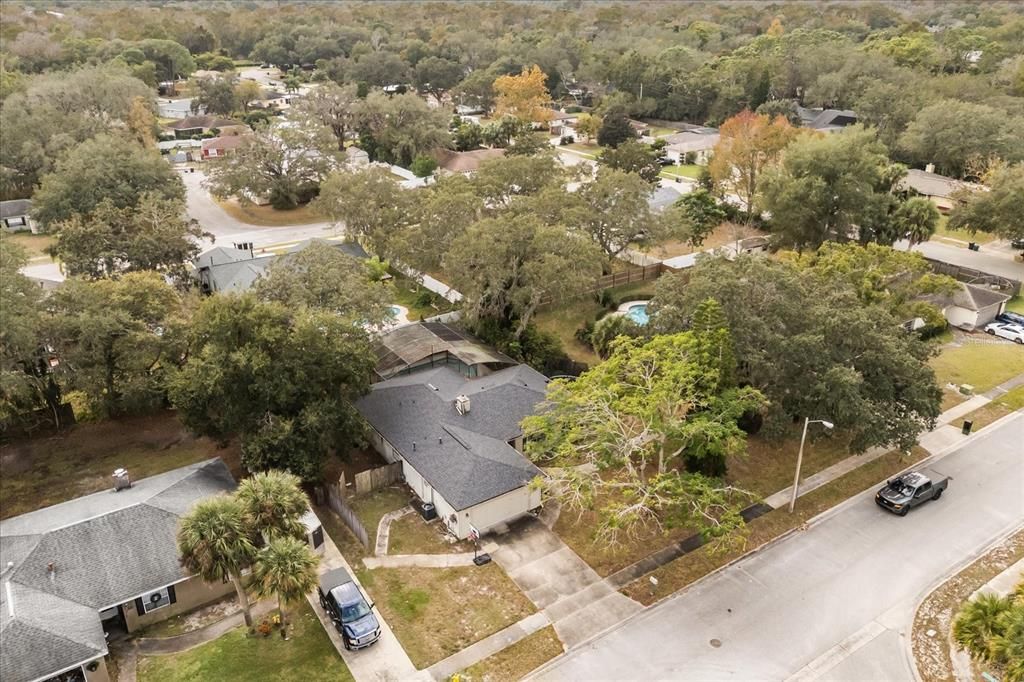 На продажу: $415,000 (4 спален, 2 ванн, 1683 Квадратных фут)