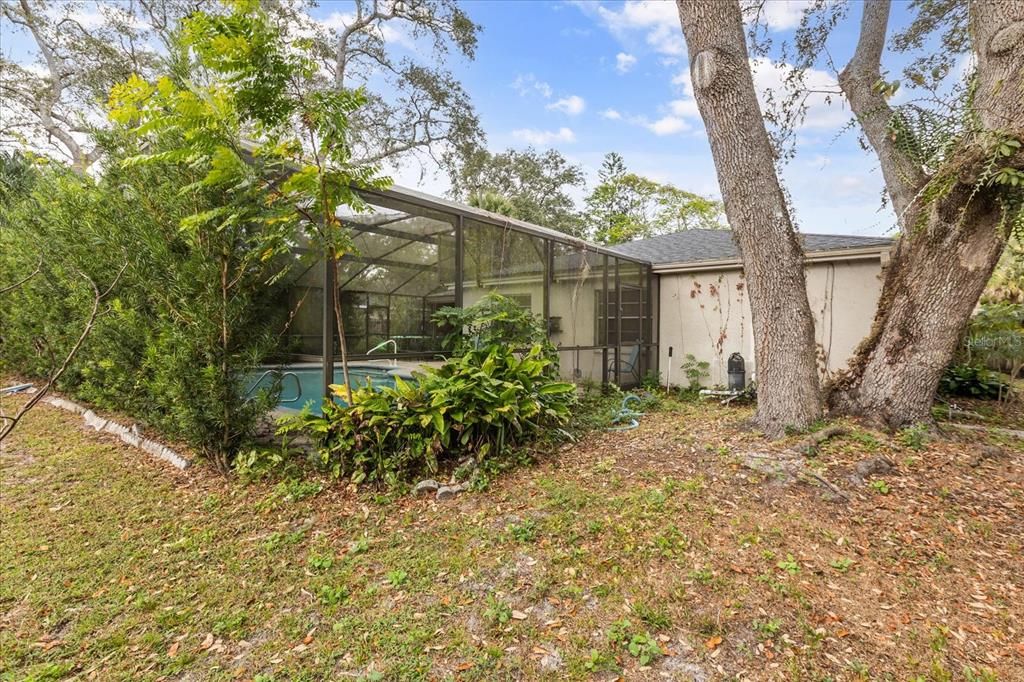 На продажу: $415,000 (4 спален, 2 ванн, 1683 Квадратных фут)