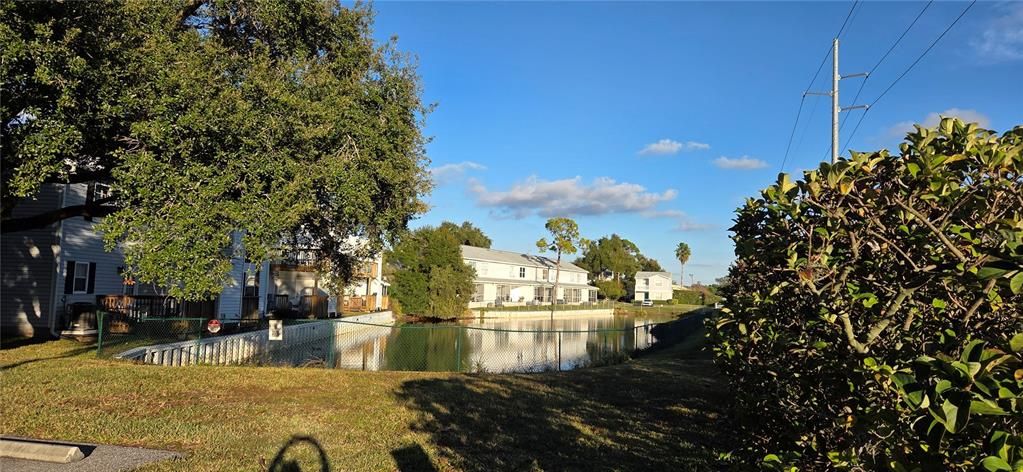 Activo con contrato: $175,000 (2 camas, 1 baños, 1102 Pies cuadrados)