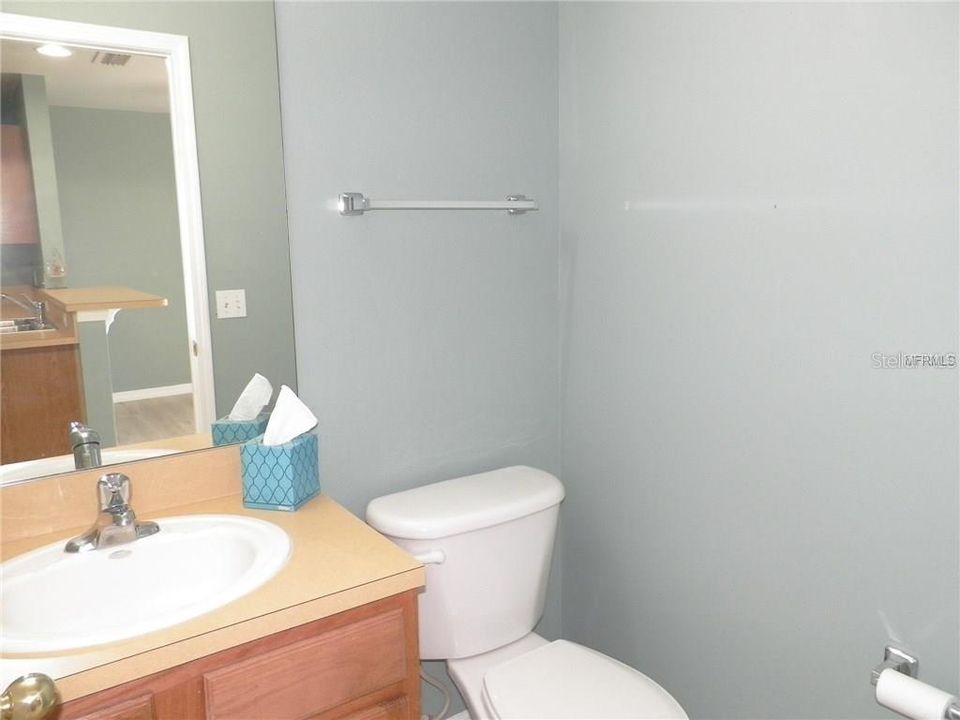 For Sale: $175,000 (2 beds, 1 baths, 1102 Square Feet)