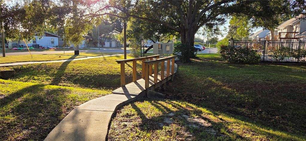 Activo con contrato: $175,000 (2 camas, 1 baños, 1102 Pies cuadrados)