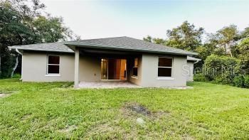 For Rent: $2,400 (4 beds, 2 baths, 1938 Square Feet)