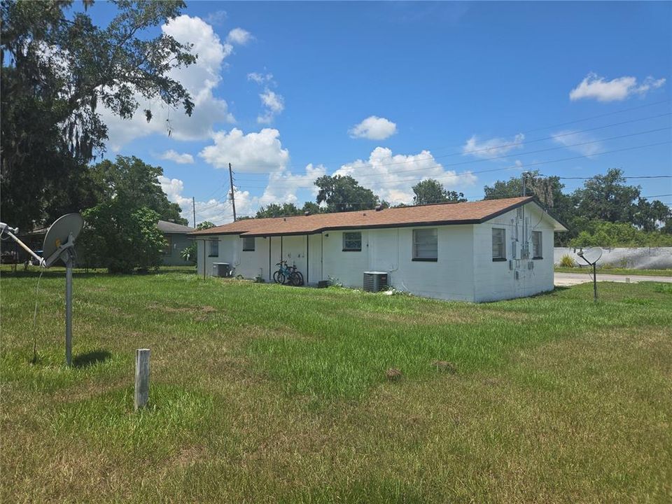 For Sale: $225,000 (4 beds, 0 baths, 1134 Square Feet)