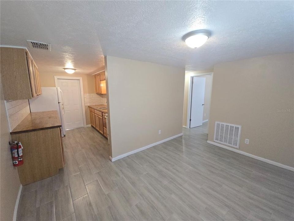 For Sale: $225,000 (4 beds, 0 baths, 1134 Square Feet)