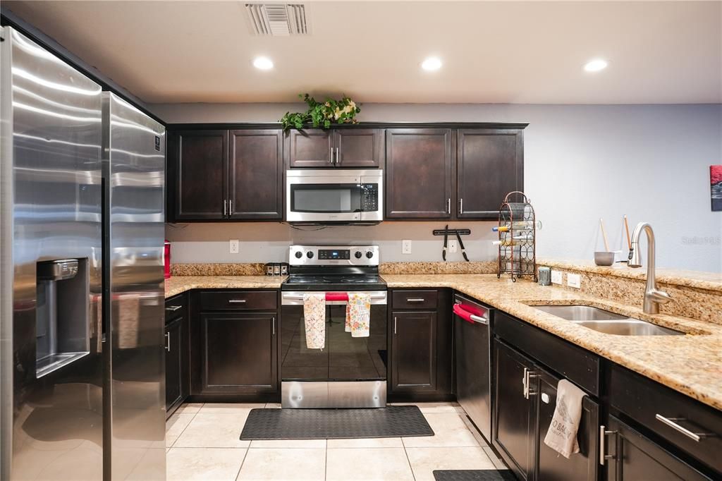 En Venta: $269,999 (3 camas, 2 baños, 1778 Pies cuadrados)