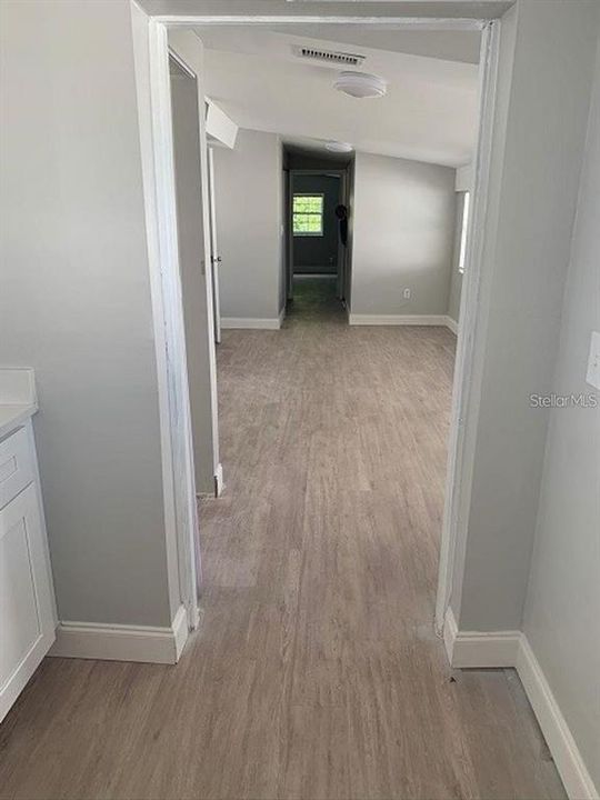 For Rent: $1,600 (2 beds, 1 baths, 786 Square Feet)