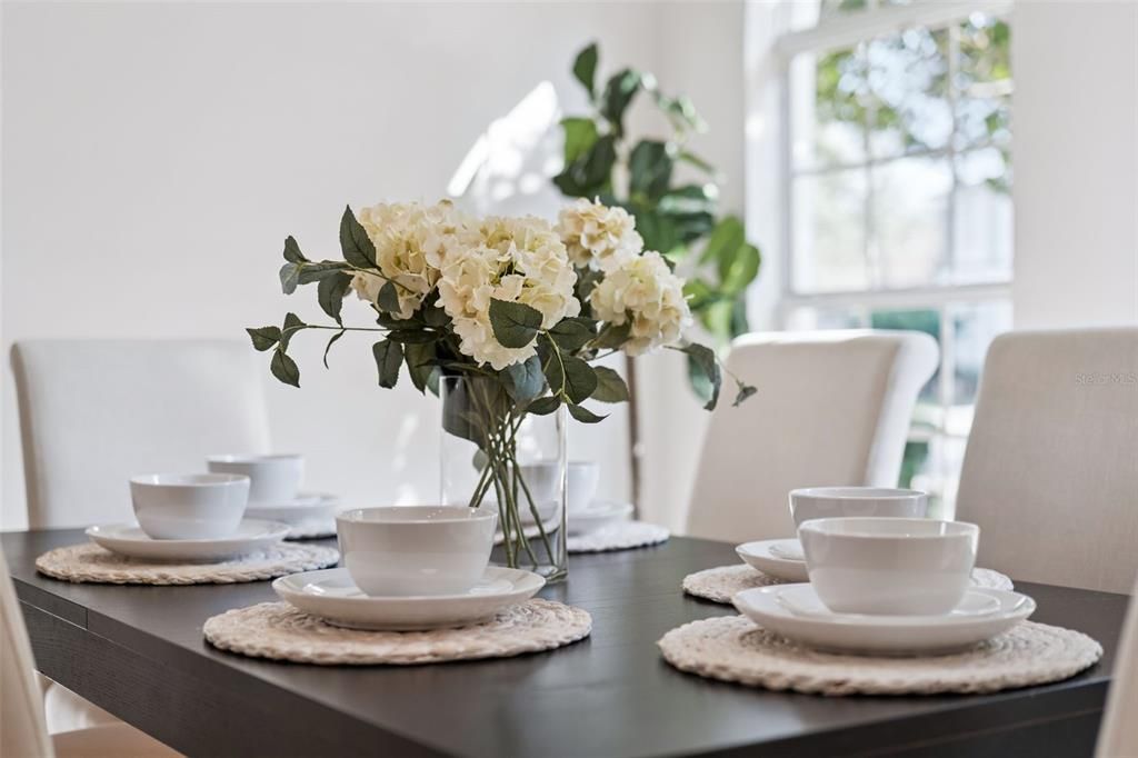 待售: $465,000 (4 贝兹, 2 浴室, 1825 平方英尺)