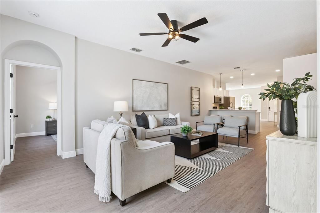 待售: $465,000 (4 贝兹, 2 浴室, 1825 平方英尺)