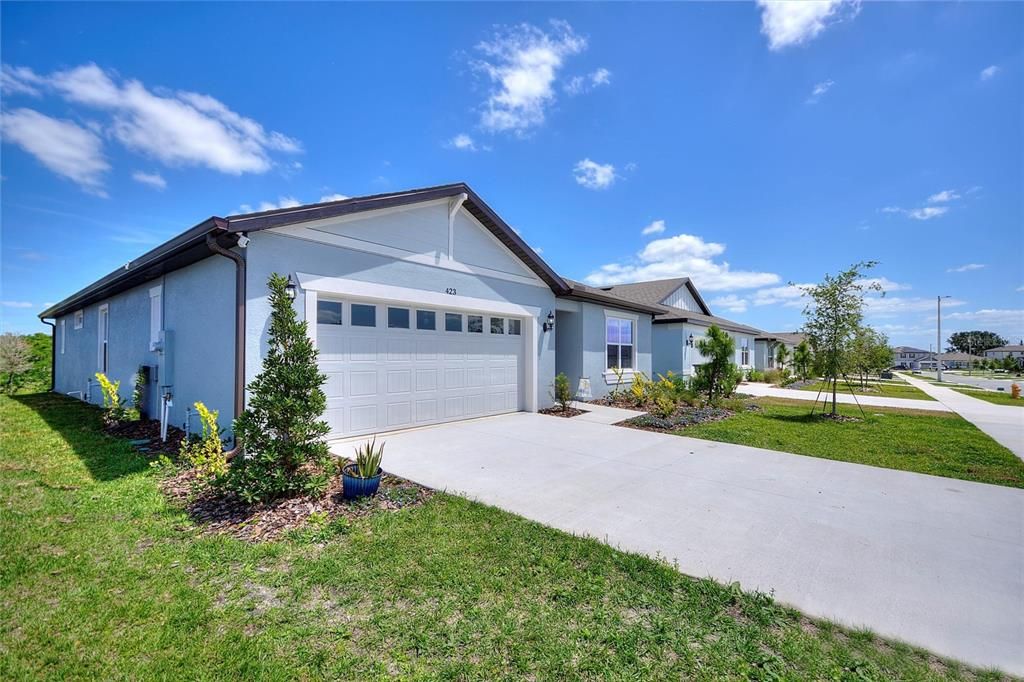 For Sale: $360,000 (4 beds, 2 baths, 1850 Square Feet)