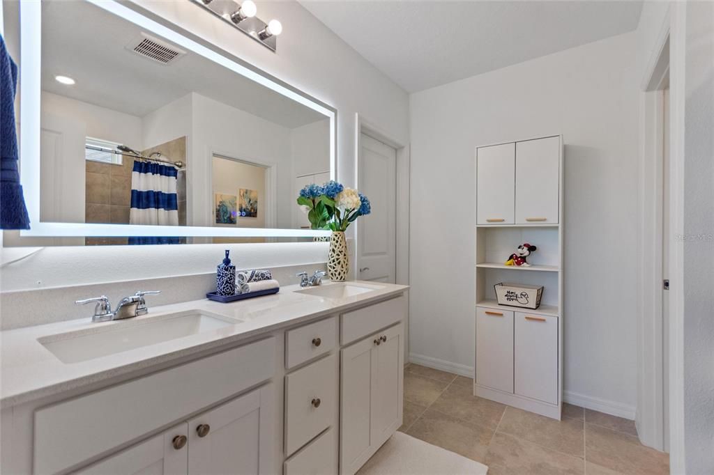 For Sale: $360,000 (4 beds, 2 baths, 1850 Square Feet)