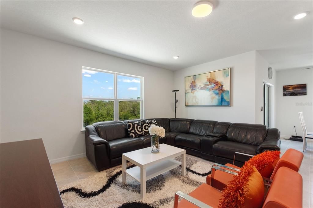 For Sale: $360,000 (4 beds, 2 baths, 1850 Square Feet)