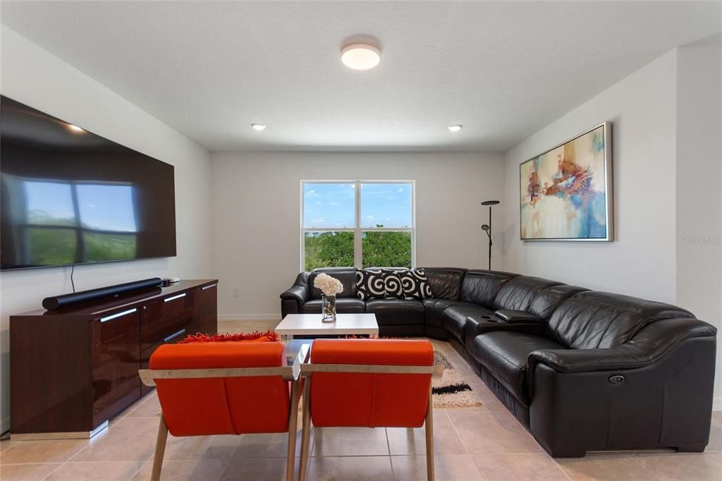 For Sale: $360,000 (4 beds, 2 baths, 1850 Square Feet)