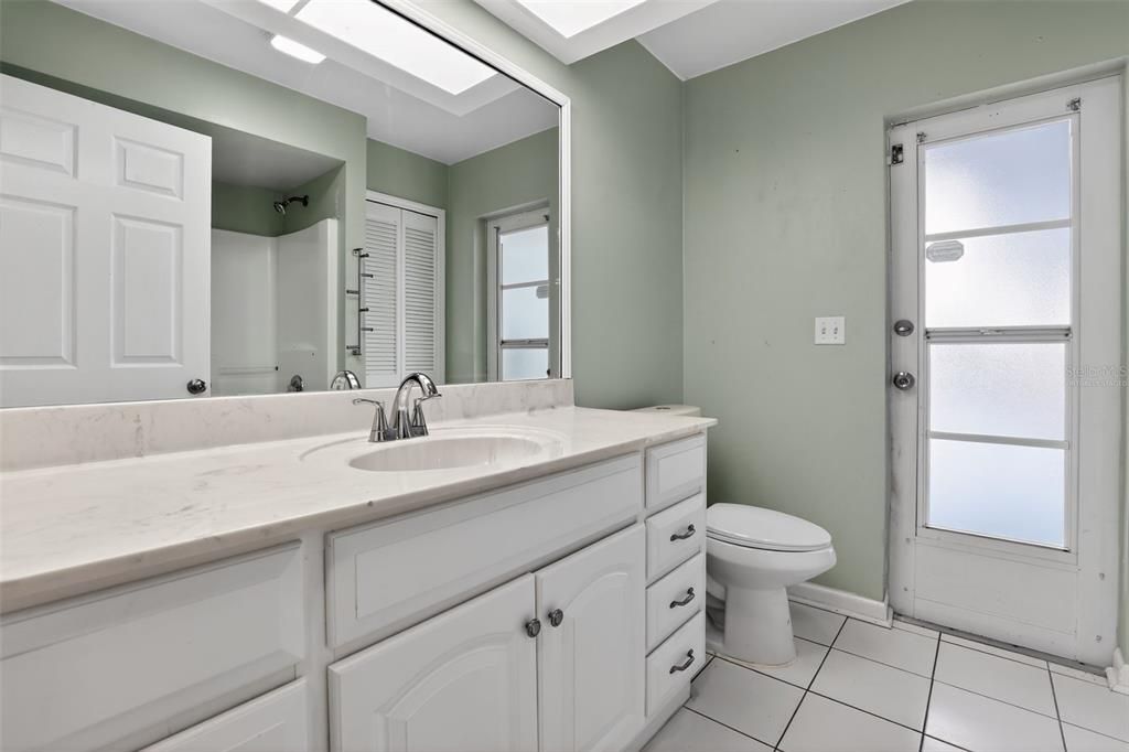 For Sale: $336,500 (3 beds, 2 baths, 2019 Square Feet)