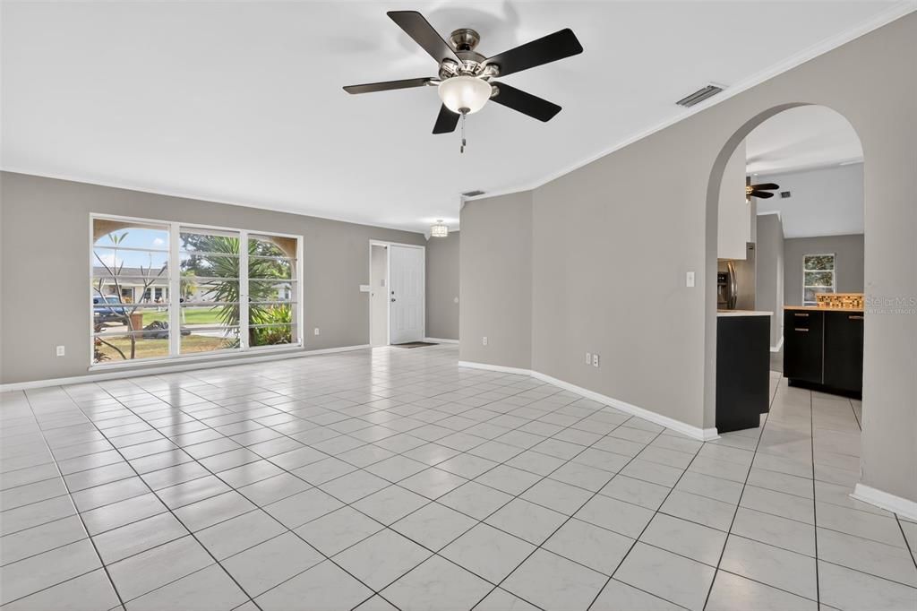 For Sale: $336,500 (3 beds, 2 baths, 2019 Square Feet)