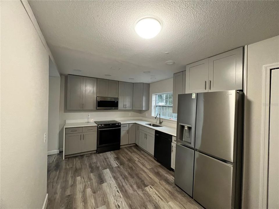 待售: $374,900 (3 贝兹, 3 浴室, 1501 平方英尺)