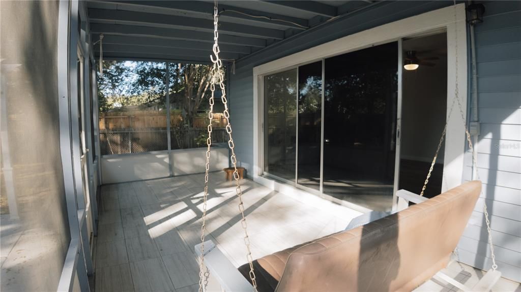 For Sale: $374,900 (3 beds, 3 baths, 1501 Square Feet)