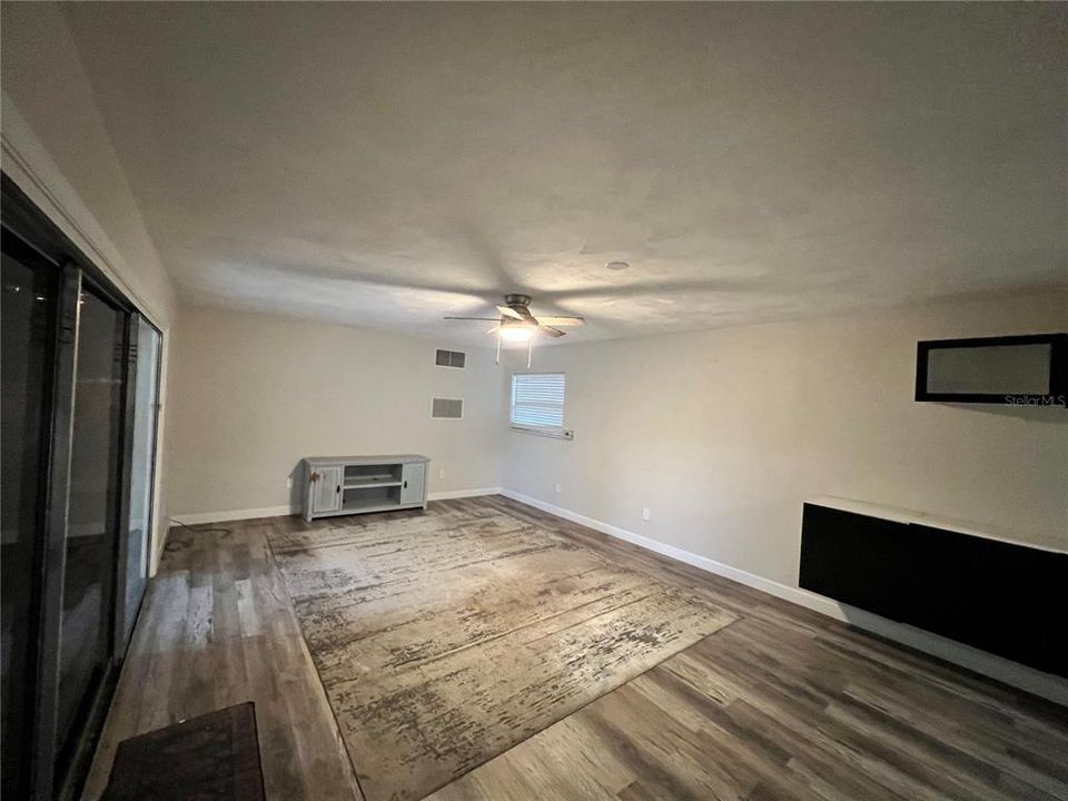 待售: $374,900 (3 贝兹, 3 浴室, 1501 平方英尺)