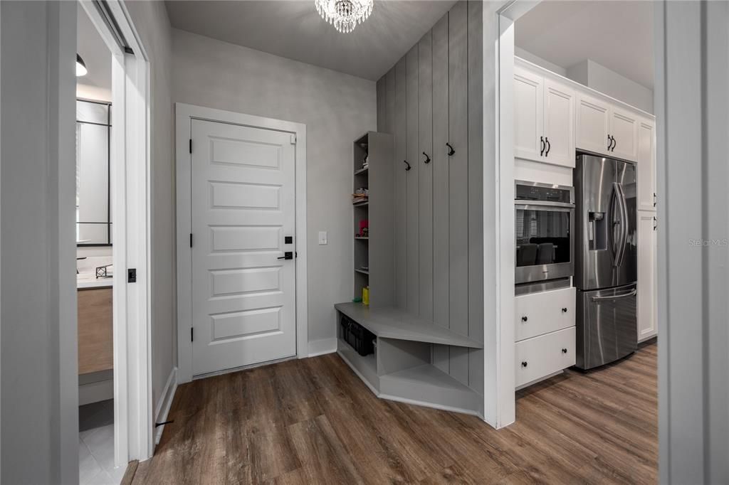 En Venta: $799,000 (4 camas, 2 baños, 2487 Pies cuadrados)