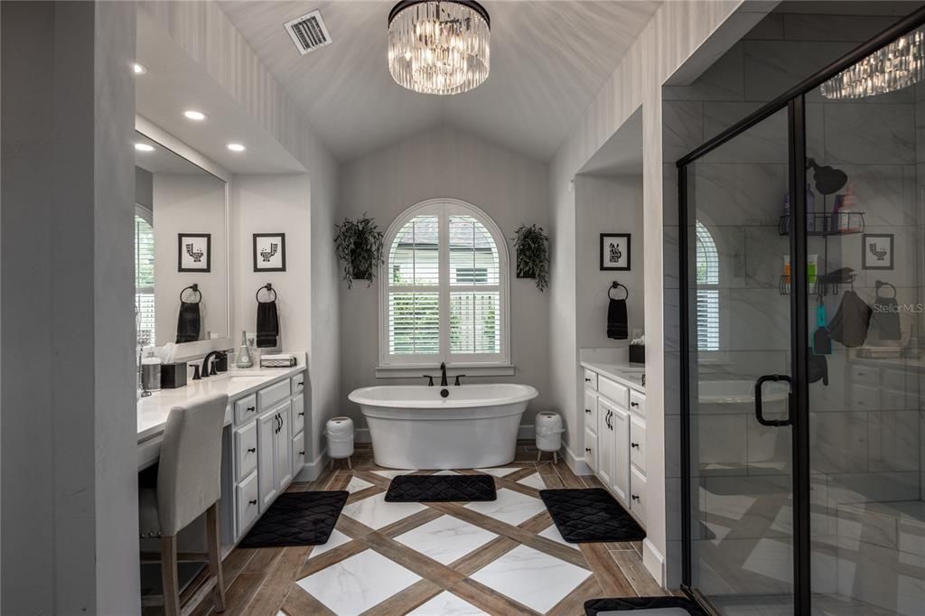 En Venta: $799,000 (4 camas, 2 baños, 2487 Pies cuadrados)