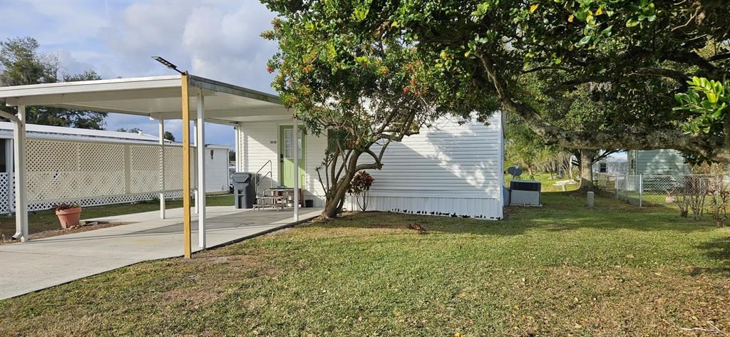 出租: $1,750 (1 贝兹, 1 浴室, 1296 平方英尺)