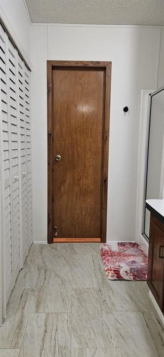 出租: $1,750 (1 贝兹, 1 浴室, 1296 平方英尺)