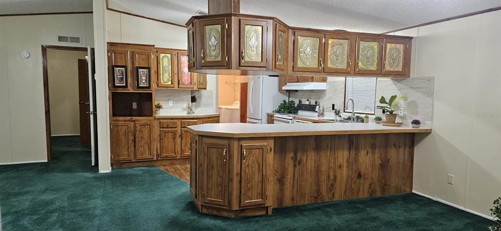 出租: $1,750 (1 贝兹, 1 浴室, 1296 平方英尺)